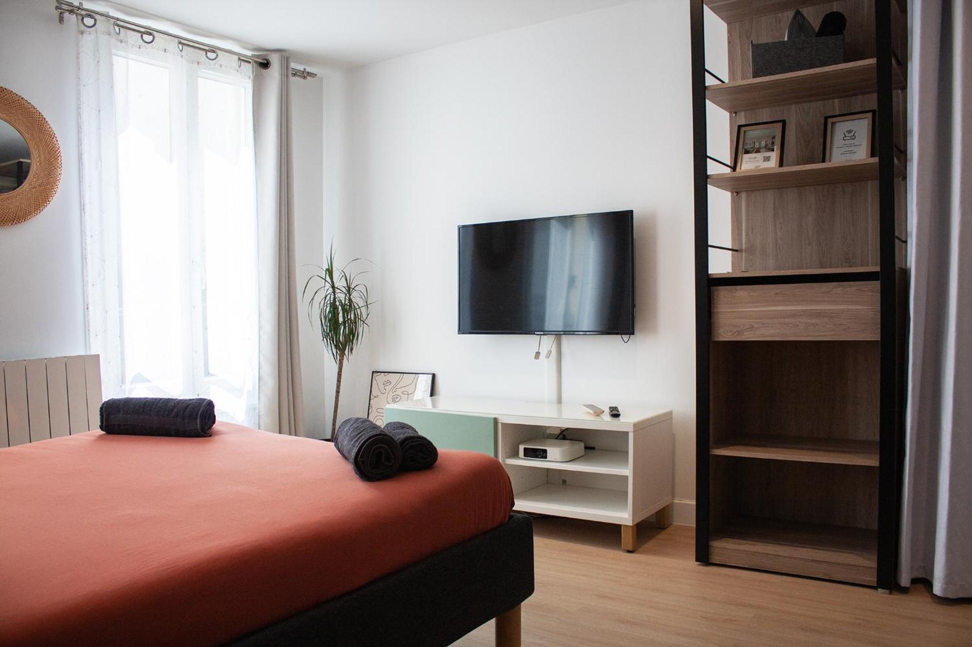 Apartamento Studio Cosy En Plein Coeur Historique De Pontoise Exterior foto